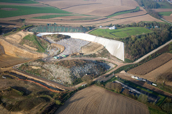Vue d'oiseau de Schaffhouse-près-Seltz dans le département Bas Rhin, France