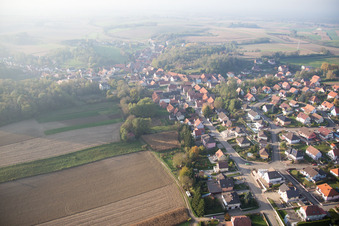 Neewiller-près-Lauterbourg dans le département Bas Rhin, France d'en haut