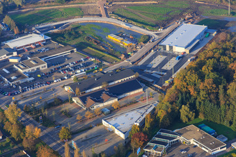 Vue aérienne de ALDI et EDEKA sur la Lauterburger Straße à Kandel dans le département Rhénanie-Palatinat, Allemagne