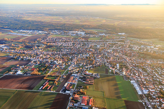 Photographie aérienne de Vue de la ville depuis le nord à Herxheim bei Landau dans le département Rhénanie-Palatinat, Allemagne