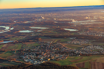 Photographie aérienne de Vue d'ensemble de la ville en hiver depuis le nord-ouest à Rheinzabern dans le département Rhénanie-Palatinat, Allemagne