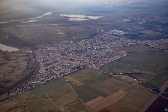 Vue aérienne de Quartier Linkenheim in Linkenheim-Hochstetten dans le département Bade-Wurtemberg, Allemagne