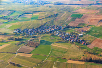 Vue aérienne de Vue d'ensemble du village en hiver depuis le nord à Oberhausen dans le département Rhénanie-Palatinat, Allemagne