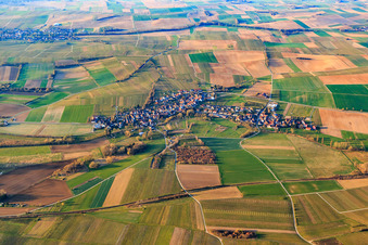 Vue aérienne de Vue d'ensemble du village en hiver depuis le nord à Oberhausen dans le département Rhénanie-Palatinat, Allemagne