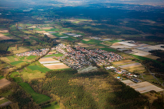 Vue aérienne de Hanhofen dans le département Rhénanie-Palatinat, Allemagne