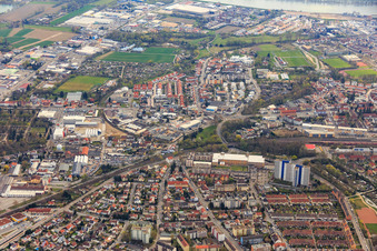 Vue aérienne de À Erlich à Speyer dans le département Rhénanie-Palatinat, Allemagne