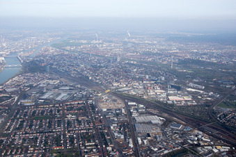 Photographie aérienne de Lindenhof à le quartier Niederfeld in Mannheim dans le département Bade-Wurtemberg, Allemagne