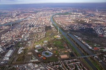 Vue aérienne de Quartier Oststadt in Mannheim dans le département Bade-Wurtemberg, Allemagne