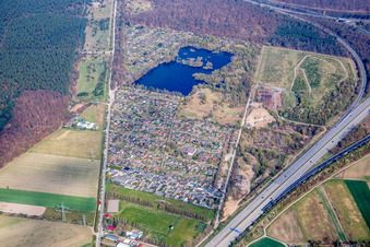 Vue aérienne de Zone riveraine du lac Oberlücke à Viernheim dans le département Hesse, Allemagne