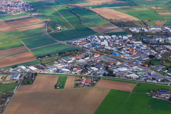 Vue aérienne de Zone industrielle de la Schwanheimer Straße à Bensheim dans le département Hesse, Allemagne