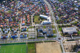 Vue oblique de Centre de bureaux Bensheim sur le Berliner Ring à Bensheim dans le département Hesse, Allemagne