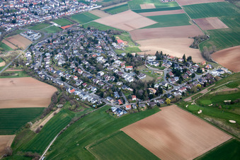 Vue aérienne de Quartier Gundernhausen in Roßdorf dans le département Hesse, Allemagne