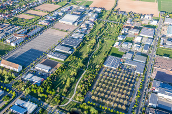 Vue aérienne de Parc des expositions du State Garden Show 2015 à Landau in der Pfalz dans le département Rhénanie-Palatinat, Allemagne