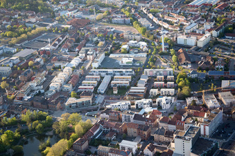 Landau in der Pfalz dans le département Rhénanie-Palatinat, Allemagne du point de vue du drone