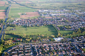 Quartier Queichheim in Landau in der Pfalz dans le département Rhénanie-Palatinat, Allemagne vue du ciel