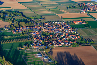 Photographie aérienne de Vue du village de Modenbach depuis l'ouest à Großfischlingen dans le département Rhénanie-Palatinat, Allemagne