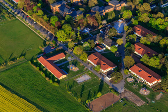 Photographie aérienne de Clinique Vitos de psychiatrie légale Riedstadt à le quartier Philippshospital in Riedstadt dans le département Hesse, Allemagne