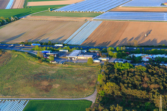 Vue aérienne de Aire de service Serways Alsbach Ouest sur l'A5 à le quartier Sandwiese in Alsbach-Hähnlein dans le département Hesse, Allemagne