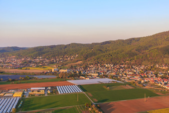 Vue aérienne de Vue de la ville depuis le sud-ouest à le quartier Alsbach in Alsbach-Hähnlein dans le département Hesse, Allemagne