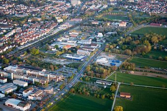 Vue d'oiseau de Quartier Auerbach in Bensheim dans le département Hesse, Allemagne