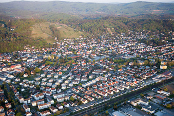 Enregistrement par drone de Quartier Auerbach in Bensheim dans le département Hesse, Allemagne