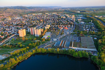 Vue aérienne de OBI Garden Center Bensheim II sur le Berliner Ring à Bensheim dans le département Hesse, Allemagne