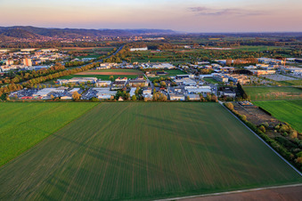 Vue aérienne de Zone industrielle Robert-Bosch-Straße vue du nord à Bensheim dans le département Hesse, Allemagne