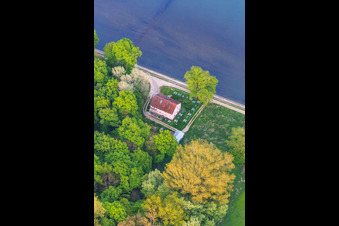 Vue aérienne de Goldgrund sur les rives du Rhin à le quartier Maximiliansau in Wörth am Rhein dans le département Rhénanie-Palatinat, Allemagne