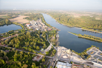 Image drone de Lauterbourg dans le département Bas Rhin, France