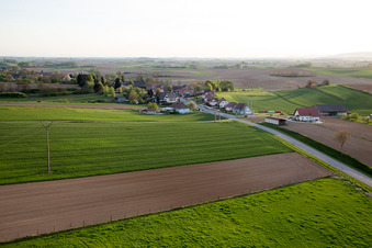 Vue aérienne de Siegen dans le département Bas Rhin, France