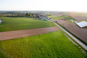 Vue aérienne de Siegen dans le département Bas Rhin, France