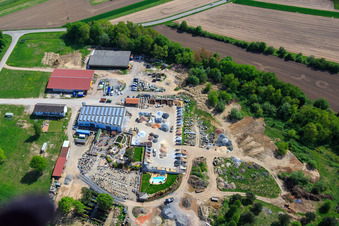 Palatinum aménagement paysager et conception de jardins à Hagenbach dans le département Rhénanie-Palatinat, Allemagne d'un drone