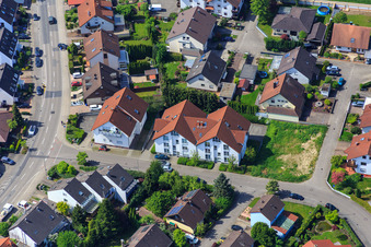 Rue Drachenfels à Hagenbach dans le département Rhénanie-Palatinat, Allemagne vue d'en haut