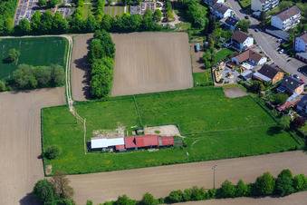 Vue aérienne de Enclos à chevaux à Hagenbach dans le département Rhénanie-Palatinat, Allemagne