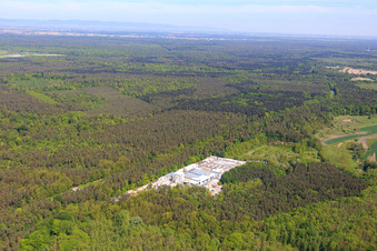 Usine de pierre silico-calcaire Schencking GmbH & Co. KG, usine de Bienwald à le quartier Büchelberg in Wörth am Rhein dans le département Rhénanie-Palatinat, Allemagne depuis l'avion