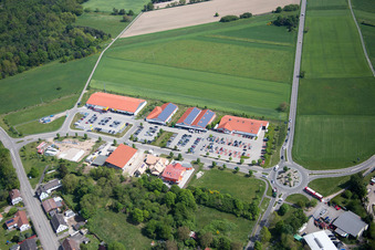 Quartier Neulauterburg in Berg dans le département Rhénanie-Palatinat, Allemagne d'en haut