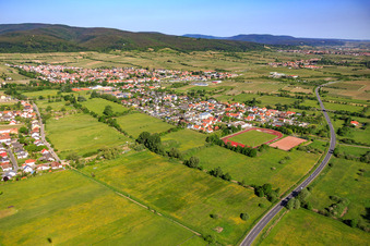 Vue aérienne de Contournement B271 à Deidesheim dans le département Rhénanie-Palatinat, Allemagne