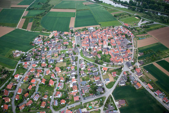 Vue oblique de Quartier Untereisenheim in Eisenheim dans le département Bavière, Allemagne