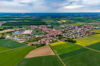 Vue aérienne de Champs agricoles et terres agricoles à Grettstadt dans le département Bavière, Allemagne
