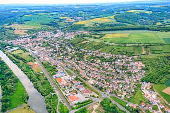 Vue aérienne de Parc industriel de Sandäcker am Main à Schonungen dans le département Bavière, Allemagne