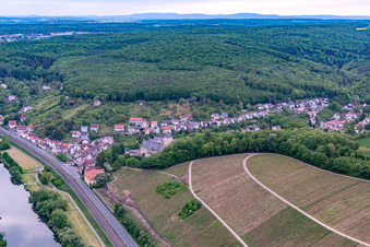Vue aérienne de Quartier Mainberg in Schonungen dans le département Bavière, Allemagne
