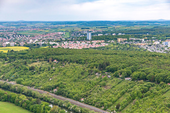 Vue aérienne de Mainleite et Bismarckhöhe à Schweinfurt dans le département Bavière, Allemagne