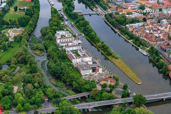 Vue aérienne de Île principale avec l'hôtel Mercure Schweinfurt Île principale à Schweinfurt dans le département Bavière, Allemagne