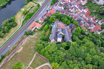 Château Mainberg à le quartier Mainberg in Schonungen dans le département Bavière, Allemagne d'en haut