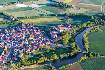 Vue aérienne de Quartier Heidenfeld in Röthlein dans le département Bavière, Allemagne