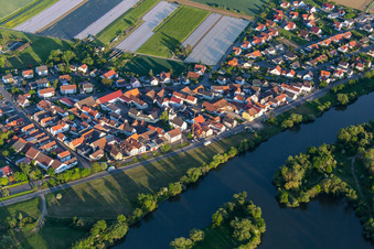 Photographie aérienne de Quartier Hirschfeld in Röthlein dans le département Bavière, Allemagne