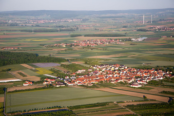 Vue aérienne de Wipfeld dans le département Bavière, Allemagne