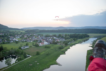 Vue aérienne de Quartier Wehrden in Beverungen dans le département Rhénanie du Nord-Westphalie, Allemagne
