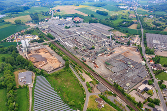 Vue aérienne de Centrale électrique Horn GmbH Horn Bad Meinberg à le quartier Horn in Horn-Bad Meinberg dans le département Rhénanie du Nord-Westphalie, Allemagne