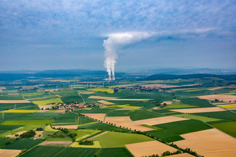 Vue aérienne de Centrale nucléaire Grohnde vue de l'est à le quartier Grohnde in Emmerthal dans le département Basse-Saxe, Allemagne